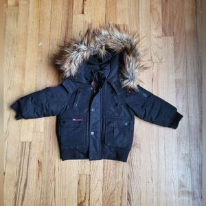 Canada Weathergear SIZE 3T Black Polyester Filled